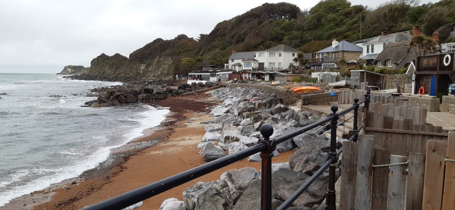 This image has an empty alt attribute; its file name is Steephill-Cove.jpg